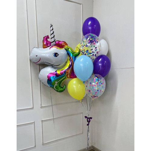 Композиция из шаров "Разноцветный единорог"