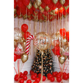 Композиция из шаров "Чудо на Новый Год"