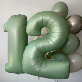 Композиция из шаров "Легкость оливы"