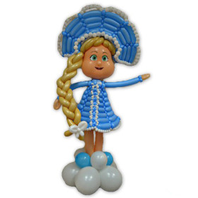 Плетеная фигура из шаров "Девочка Снегурочка"