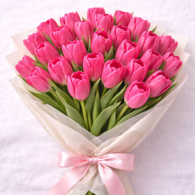 Букет из 25 розовых тюльпанов