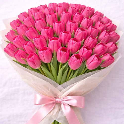 Букет из 50 розовых тюльпанов