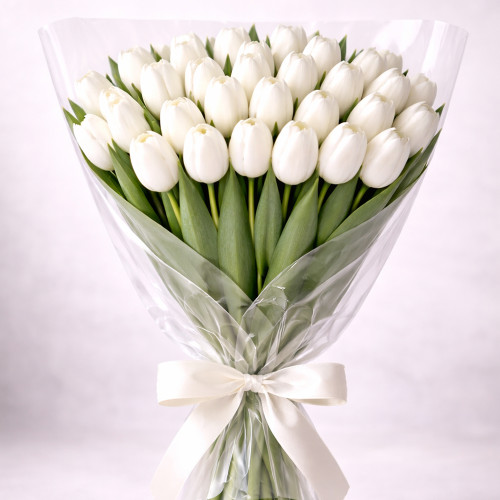 Букет из 30 белых тюльпанов