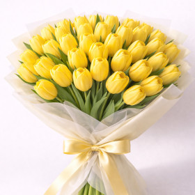 Букет из 40 желтых тюльпанов
