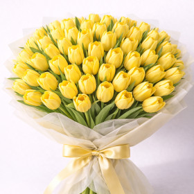 Букет из 90 желтых тюльпанов