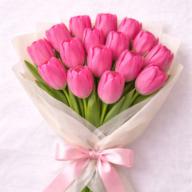 Букет из 15 розовых тюльпанов