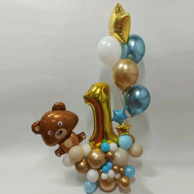Поинт из шаров "Годик с мишкой"