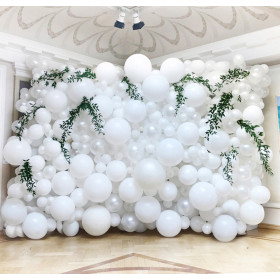 Фотозона из шаров "Свадебная"