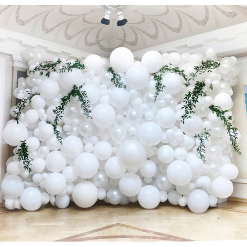 Фотозона из шаров "Свадебная"