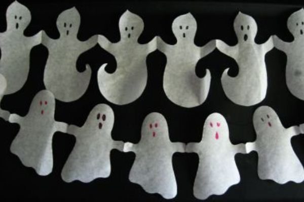 Объемное привидение из бумаги на хэллоуин своими руками