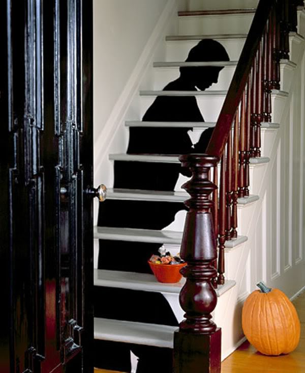 декор на лестнице хэллоуин